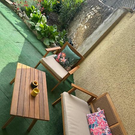 Appartement En Rez De Jardin Tout Equipe Fleurance Dış mekan fotoğraf